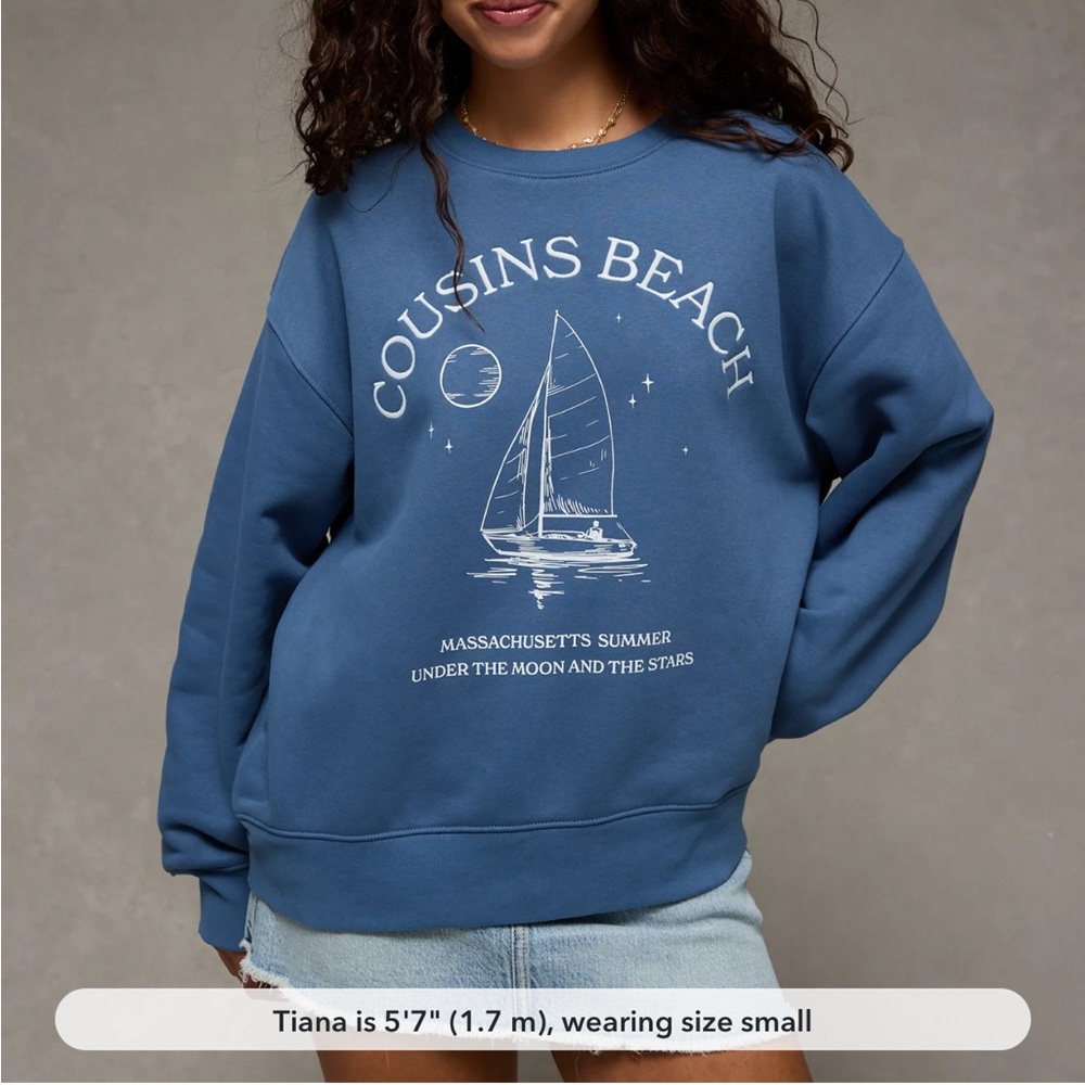 AE x The Summer I Turned Pretty Everyday Luxe Graphic Sweatshirt
